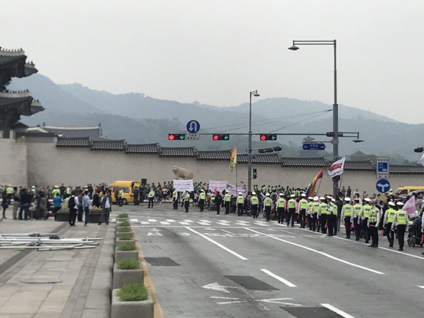 첫번째 '인권과 평등'을 향한 장애인들의 존엄한 행진 (Disability Pride March)