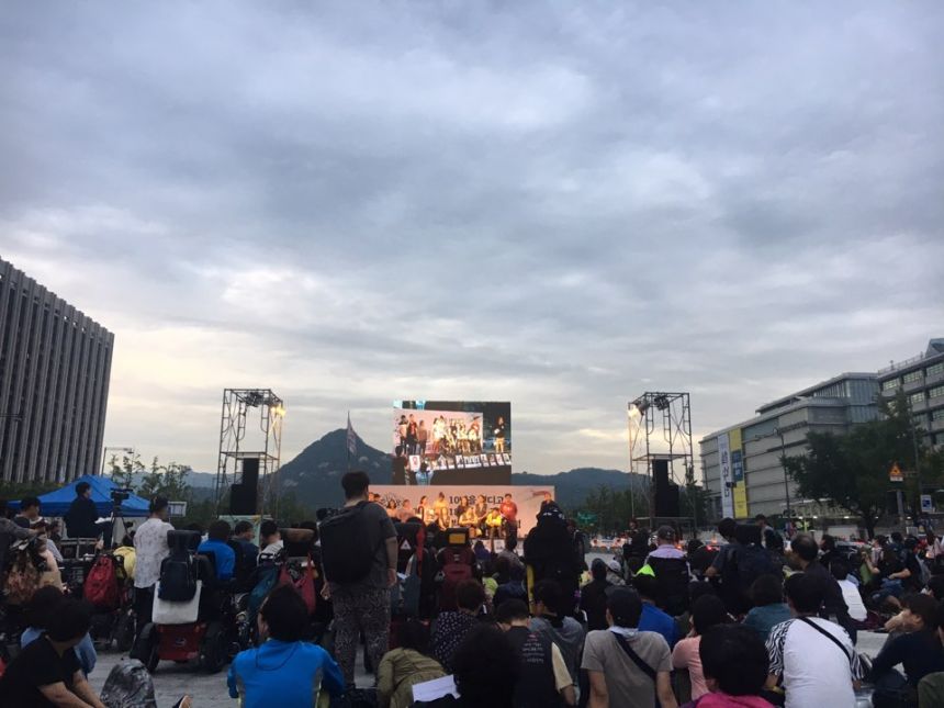 광화문 농성 1842. 뿌리깊은 나무 바람에 아니 뮐세