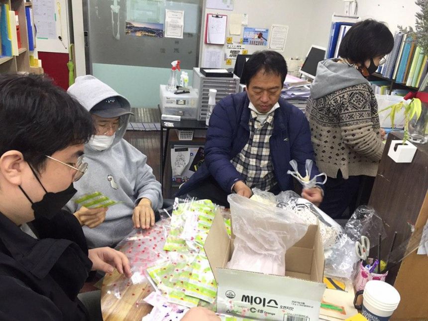 한 명도 남겨두지 않는다.  노들야학 학생 전체 가정 방문
