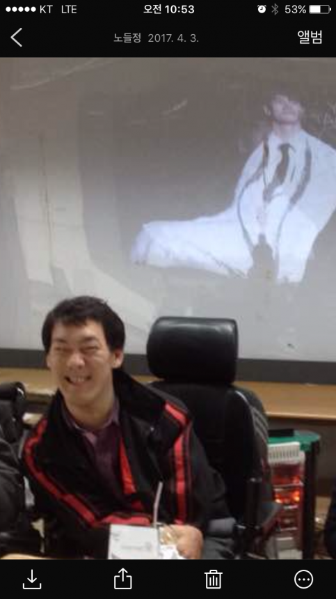 농성장에서