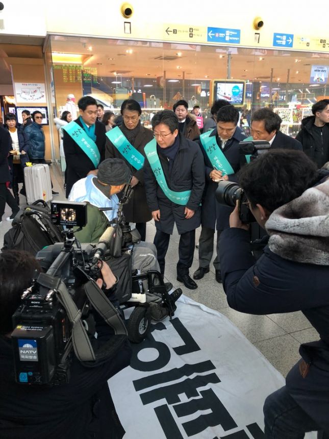 누구도 배제되지 않는(Leave no one behind!) 세상을 향한 2박3일 서울역 노숙농성 사진기록