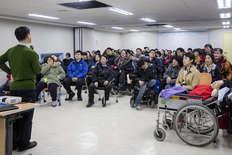 『고르게 가난한 사회』 저자 이계삼 쌤 초청 강연 사진