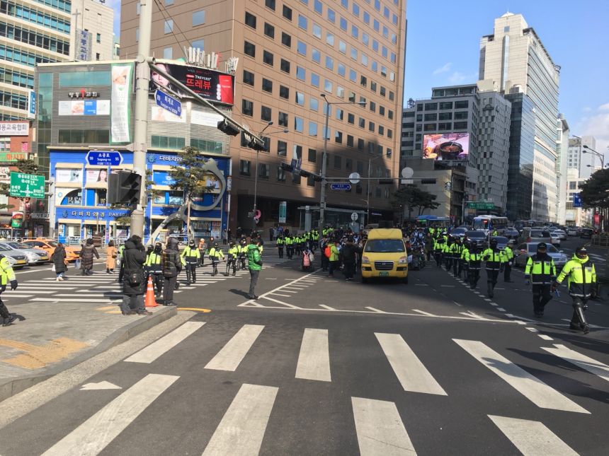 누구도 배제되지 않는(Leave no one behind!) 세상을 향한 2박3일 서울역 노숙농성 사진기록