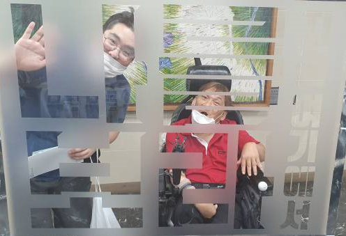 서울시 권리중심의 중증장애인맞춤형 공공일자리 참여자 활동 사진들입니다. (2020.7)