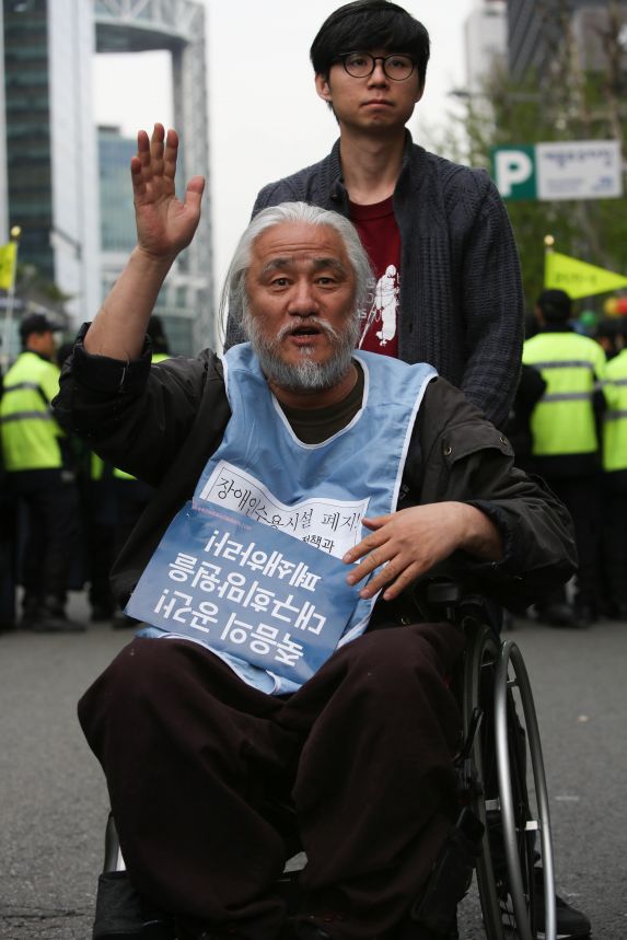 4월20일, 장애인차별철폐의 날 투쟁사진 (최인기 작품)