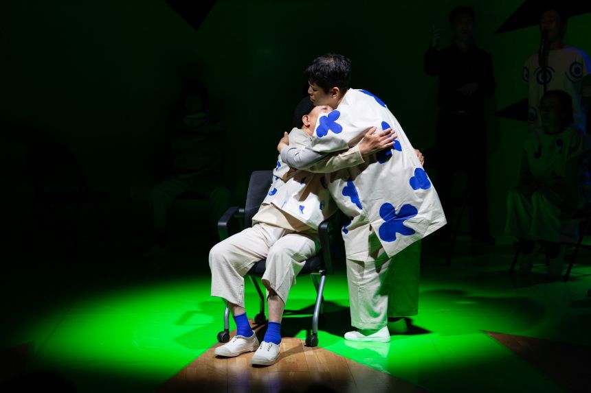 컴백 공연 사진 !