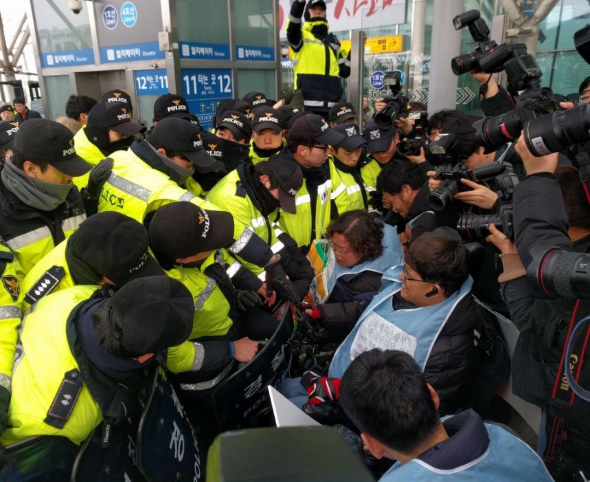 누구도 배제되지 않는(Leave no one behind!) 세상을 향한 2박3일 서울역 노숙농성 사진기록