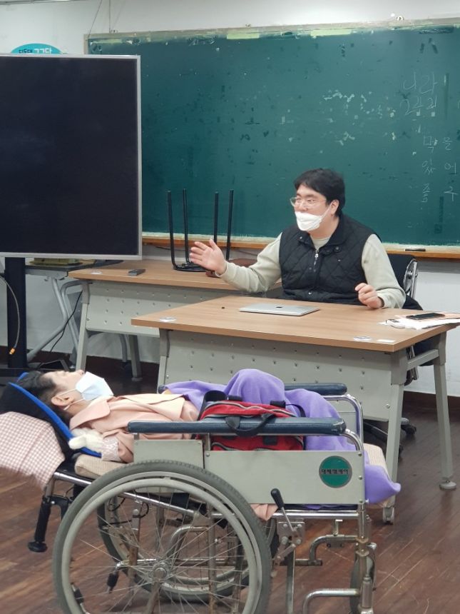 420 다음날 개학했습니다.