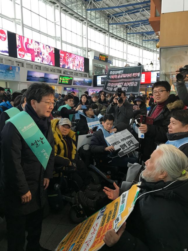 누구도 배제되지 않는(Leave no one behind!) 세상을 향한 2박3일 서울역 노숙농성 사진기록