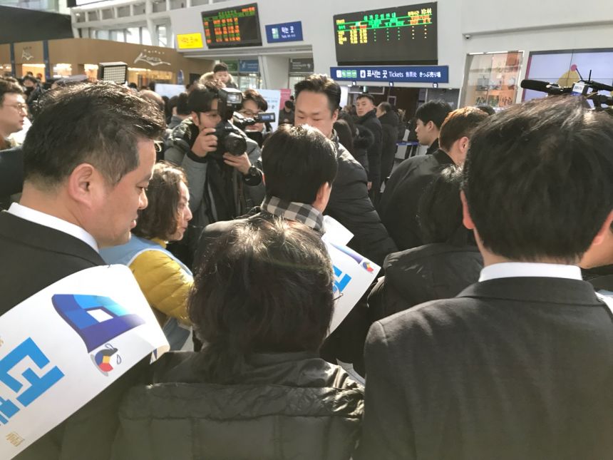 누구도 배제되지 않는(Leave no one behind!) 세상을 향한 2박3일 서울역 노숙농성 사진기록