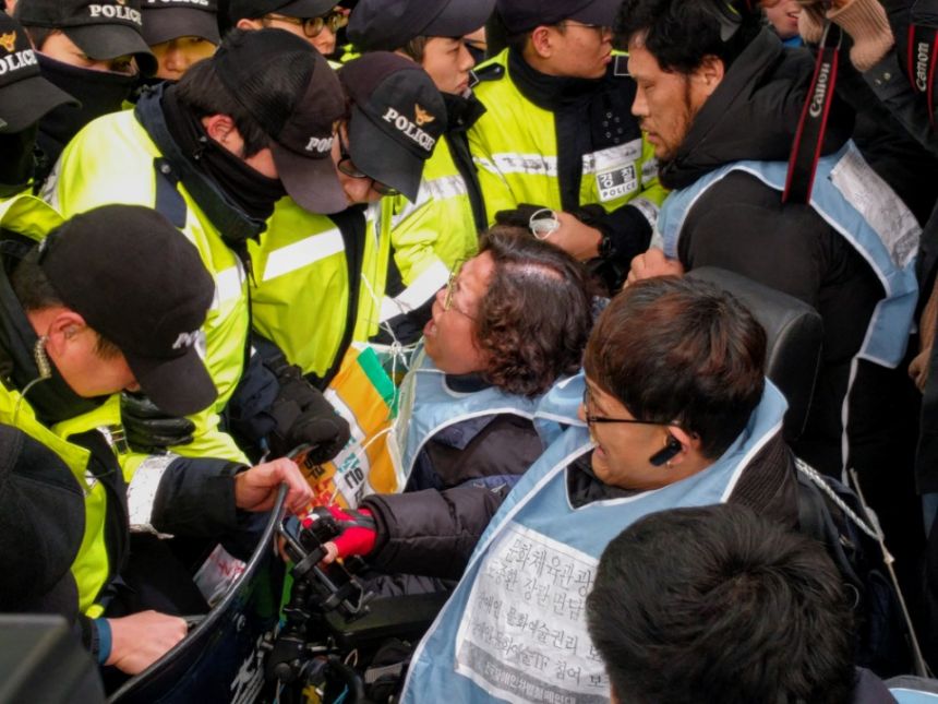 누구도 배제되지 않는(Leave no one behind!) 세상을 향한 2박3일 서울역 노숙농성 사진기록
