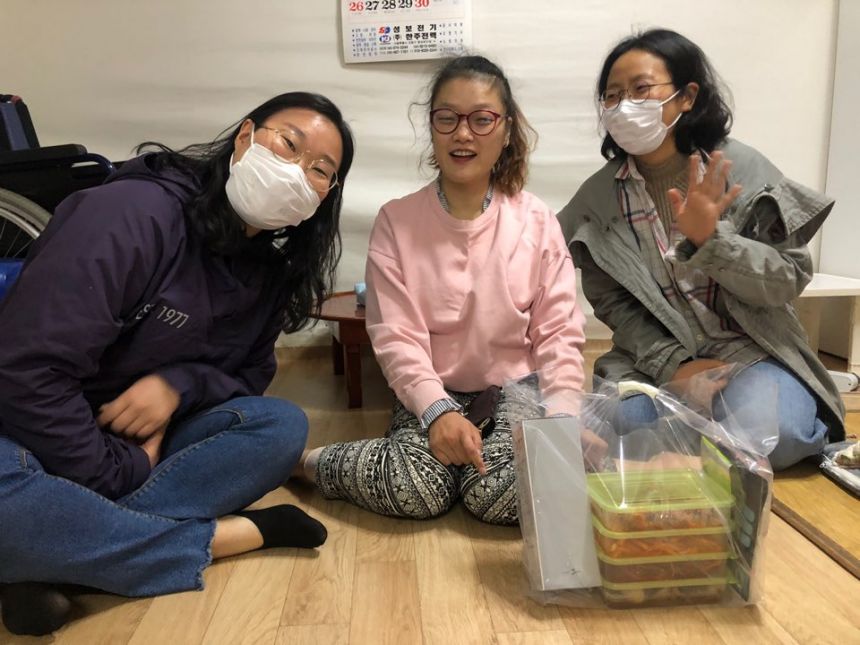 한 명도 남겨두지 않는다.  노들야학 학생 전체 가정 방문