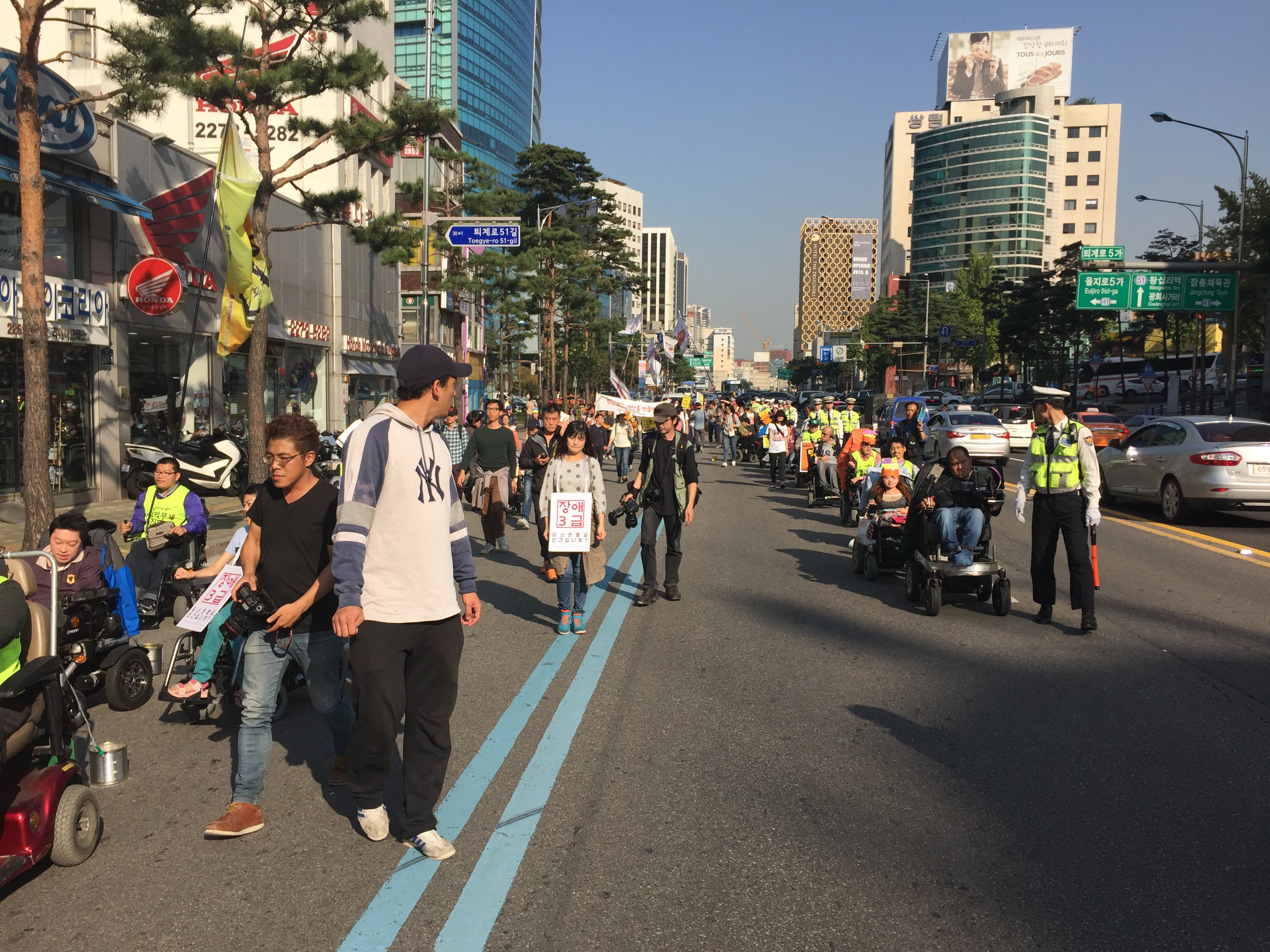 2015년 10월17일, 1017 빈곤철폐의 날입니다.